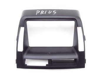 Toyota prius ii 03-09 защита рамка дисплея фото №1