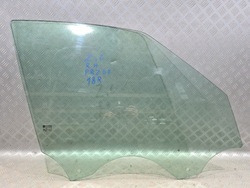 Скло права передня двері opel zafira c 2018 фото №1