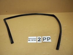 Прокладка стёкла правых передних mercedes ml w164 фото №1