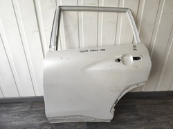 Двері toyota corolla cross 2022- задні ліві фото №1