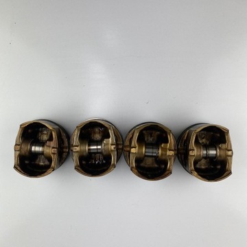 Поршень поршні mercedes w204 w212 клас c e 1.8 cgi фото №1