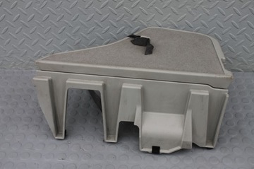 Заглушка багажника правий зад toyota prius iii 09- фото №1