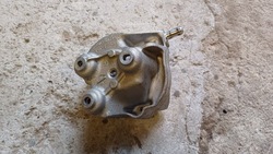 Citroen c4 cactus 1.5 bluehdi лапи корпус насоса 9824088780 фото №1