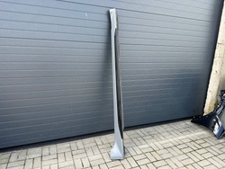 Audi rs6 c8 4k накладка порогова планка права 4k0853856b фото №1