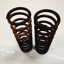 Jeep grand cherokee wj пружина підвішування передня перед фото №1