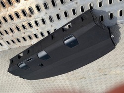 Bmw 3 f30 полка задняя зад чёрная фото №1