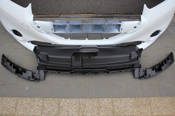 Решітка верхня ременя передньої peugeot 208 12-15 фото №1