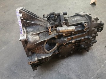 Коробка передач коробки передач iveco daily 2.3 дизель 8870898 фото №1