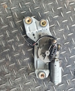 Двигунчик двірники зад focus mk1 0390201552 фото №1