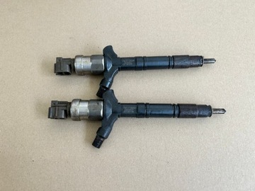 Форсунка інжектор toyota land cruiser 120 3.0 d4d 23670-30020 фото №1