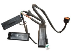 Лампа освещение номерного знака кнопка крышки hyundai tucson 92501d3100 фото №1