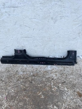 Mercedes e-klasa w212 порог обшивка правый фото №1