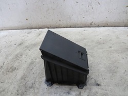 Бардачок задней сиденья audi a8 d4 фото №1