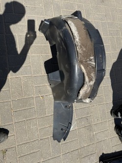 Citroen c4 picasso ii подкрылок правый зад задние правые 9808022980 2017 фото №1