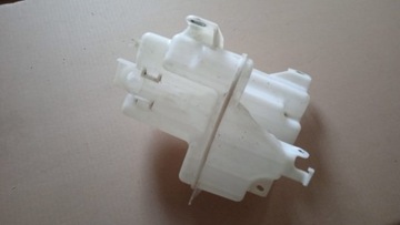 Бачок склоомивача toyota rav4 v 18- фото №1