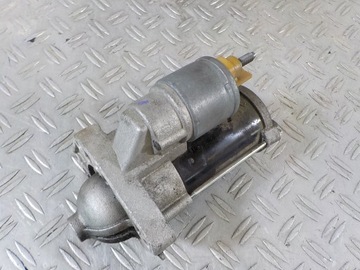 Trafic iii vivaro 1.6 стартер фото №1