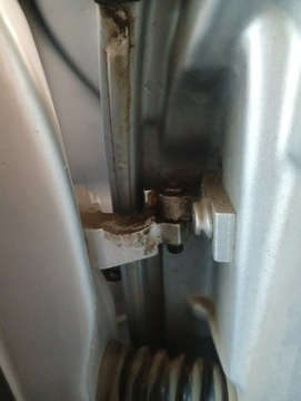 Петля верхний дверь правый зад vw passat b5 golf 4 skoda superb фото №1