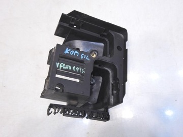 Основа коробка запобіжників golf v 1.9 tdi фото №1