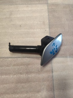 Распылитель фара левый opel astra j код краски z179 номер 495014821 фото №1