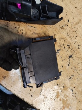 Chrysler 300c модуль блок управления коробки p04692392ag фото №1