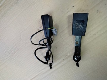 Fiat doblo ii combo d застёжка ремня правые перед 735484543 фото №1