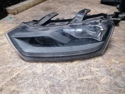 Лампа левая audi q3 8u0941003m фото №1