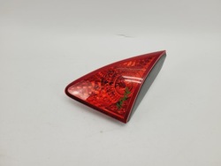 Лампа праві зад кришка peugeot 3008 i 2009-2016 9683460980 фото №1