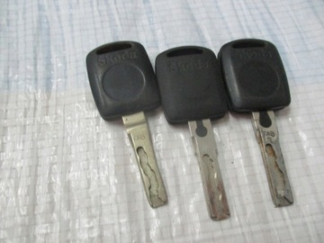 Ключ skoda octavia superb fabia фото №1