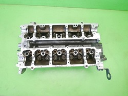 Головка з клапанами renault laguna ii phi 2.0 ide фото №1