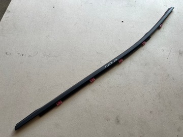 Kia stonic 17- планка накладка дверь левая зад задняя фото №1