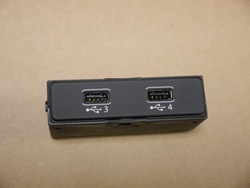 Audi a6 4k a8 d5 гнездо port usb 4n0035722 фото №1