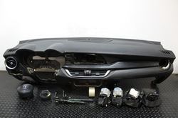 Панель консоль подушка безопасности подушки alfa romeo stelvio фото №1