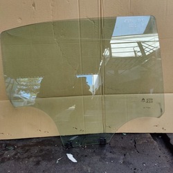 Citroen c3 iii стекло дверь правые зад 2020r фото №1