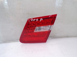 Лампа права правий зад mercedes w207 w кришка багажника led фото №1