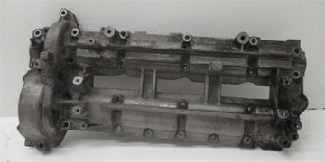 Кришка клапанів ліва mercedes 3.0 cdi a6420101230 фото №1