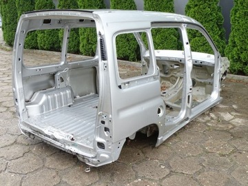 Citroen berlingo peugeot partner i рестайлинг 02-10 четверть правый зад крыло фото №1