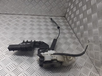 Замок двері лівий перед alfa romeo 156 7pin фото №1