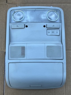 Лампа освещение кабины skoda superb ii 3t0947105 фото №1