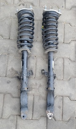 Mercedes w213 амортизатор переднє праві a2133202866 фото №1