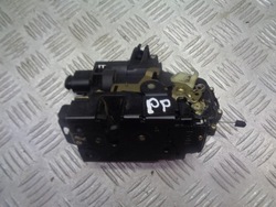 Замок двері праві перед vw golf iv 8pin фото №1