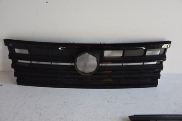 Vw touareg iii r line чорний решітка фото №1