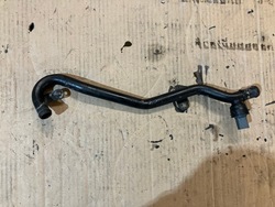 Трубка води 2.0 tdi cffb 140km passat b7 5n0121065 фото №1