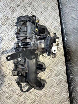 Peugeot колектор всмоктуючий 9659449480 фото №1