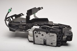 Volvo s60 ii v60 xc60 ii s90 ii замок двері праві перед переднє 31462456 фото №1