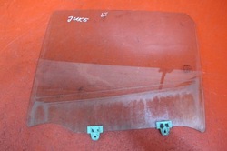 Nissan juke 1 i f15 2010- скло двері ліва зад задня 2012 рік фото №1