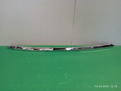 Планка средняя хром бампера зад vw tiguan 2 ii 5na853835 фото №1