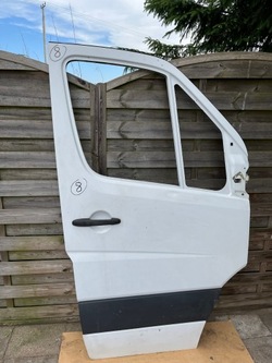 Mercedes sprinter 906 дверь правые красивый белый голый vw crafter 8 фото №1