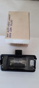 Seat ibiza cordoba лампа освітлення номерного знака rej фото №1