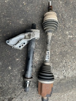 Полуось правая 23454672 abdg оригинал stbdb автомат opel insignia a 1.6 cdti фото №1