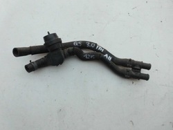 Клапан шланг воды audi q5 8r 3.0tdi 2012r. фото №1